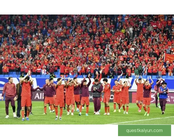 中国足球队迎战日本队关键对决